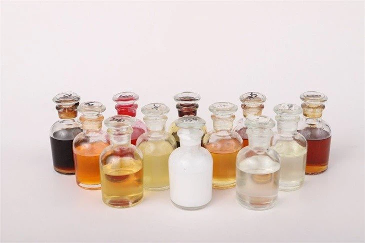 1040 Insulation Varnish (1)(001)