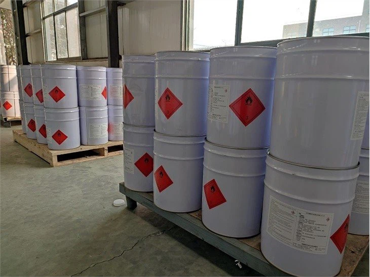 1040 Insulation Varnish (3)(001)